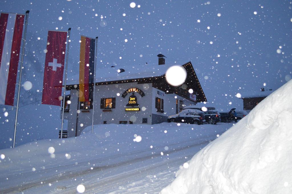 Gasthaus Glockle Apartment Damuels Bagian luar foto