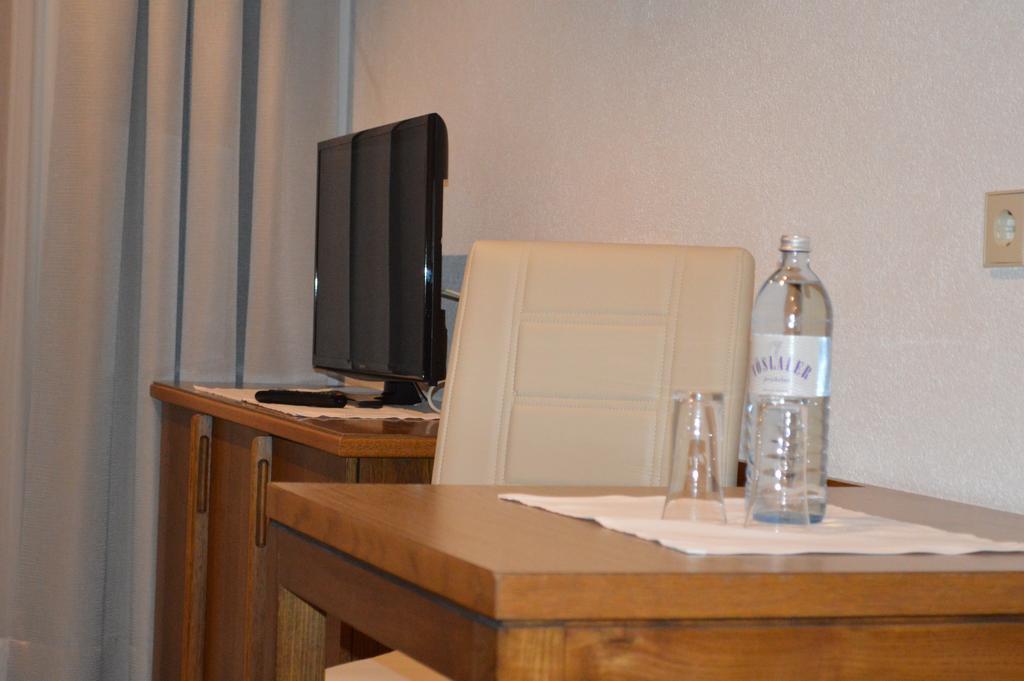 Gasthaus Glockle Apartment Damuels Bagian luar foto